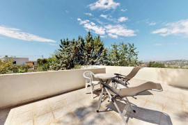 Villa avec piscine et dépendance de 20 m2 Marseille 13ème