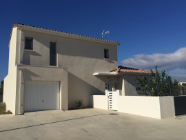 VILLA CONTEMPORAINE À ENTRE-VIGNES (34) Saint-Christol