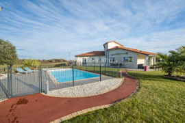Villa contemporaine de 140m² piscine garages Lavaur