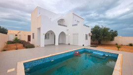 VILLA SANS MEUBLES À HOUMT SOUK DJERBA - RÉF L767 Artins