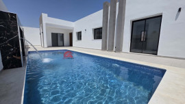 VILLA TITRÉE AVEC PISCINE À DJERBA TEZDAINE ZA Brévainville