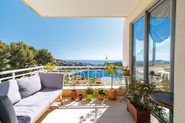 Villefranche-sur-Mer – Superbe 2/3 pièces en étage élevé, avec vue mer panoramique et au calme absolu Villefranche Sur Mer