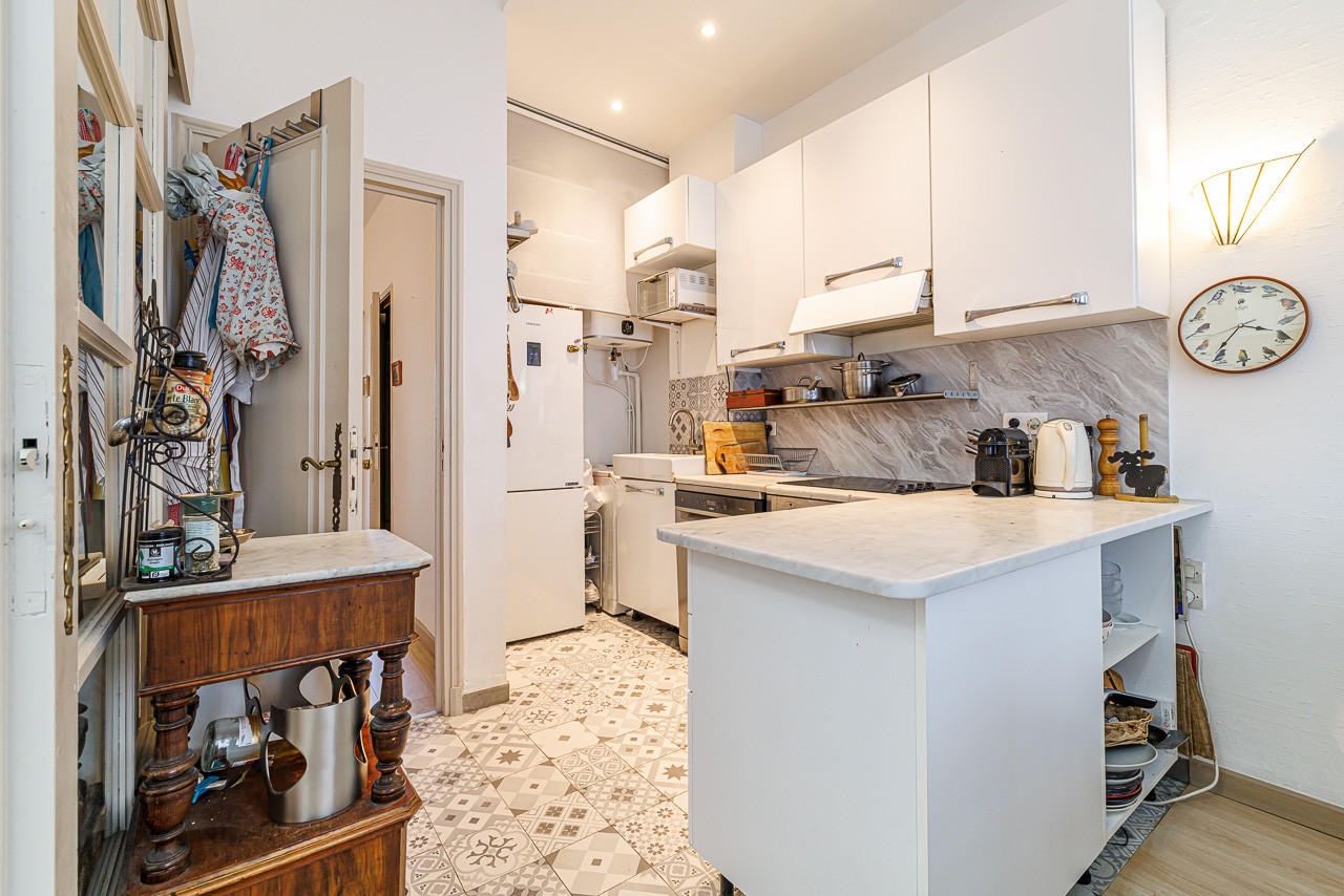 
                                                Vente
                                                 .