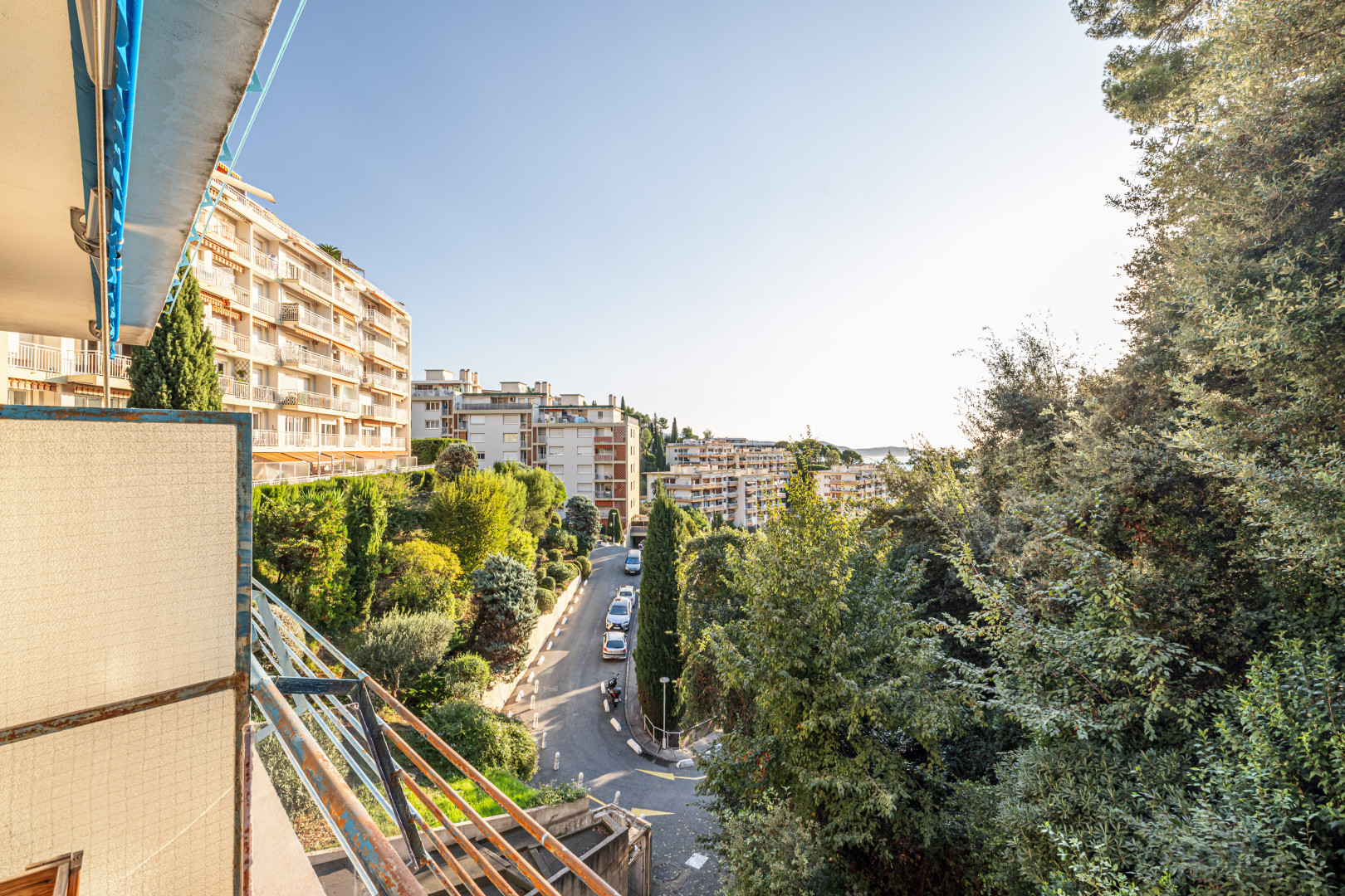 
                                                Vente
                                                 .