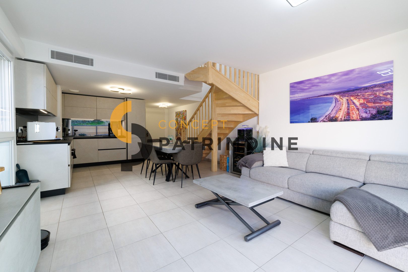 
                                                Vente
                                                 .