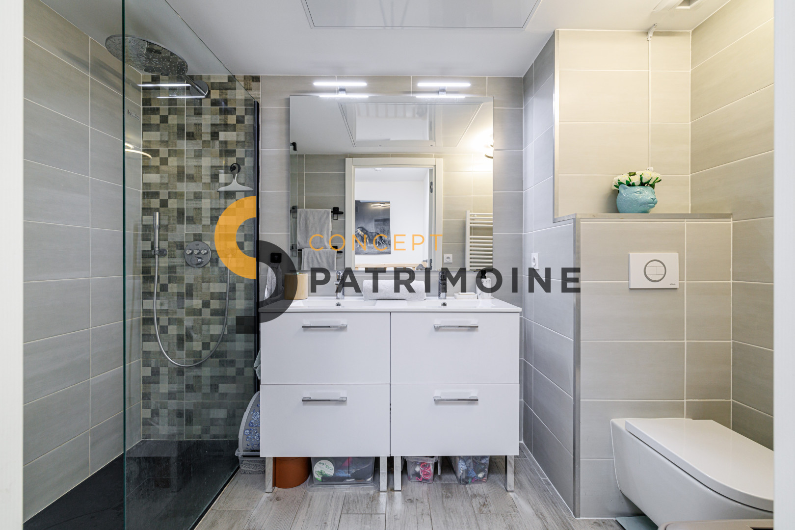 
                                                Vente
                                                 .