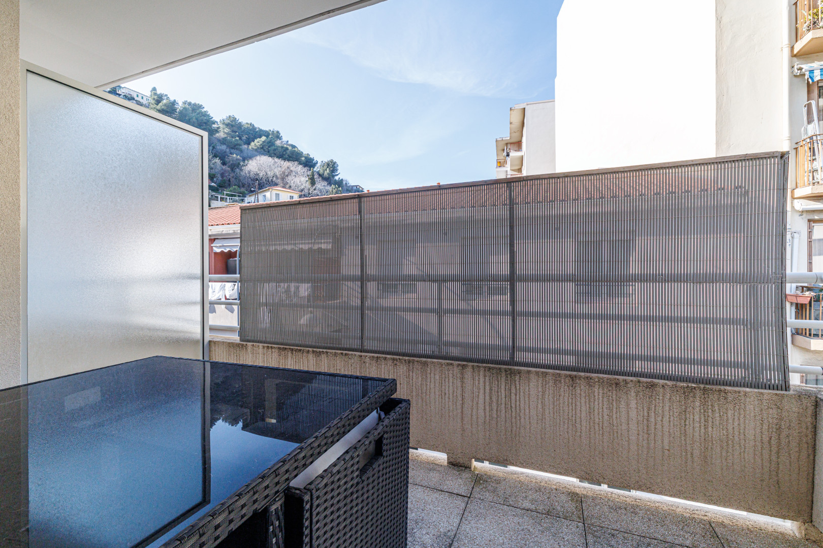 
                                                Vente
                                                 .