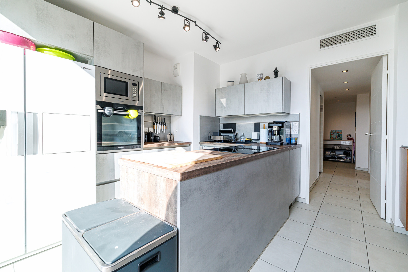 
                                                Vente
                                                 .