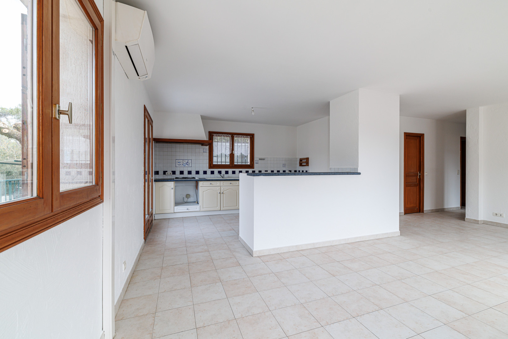 
                                                Vente
                                                 .