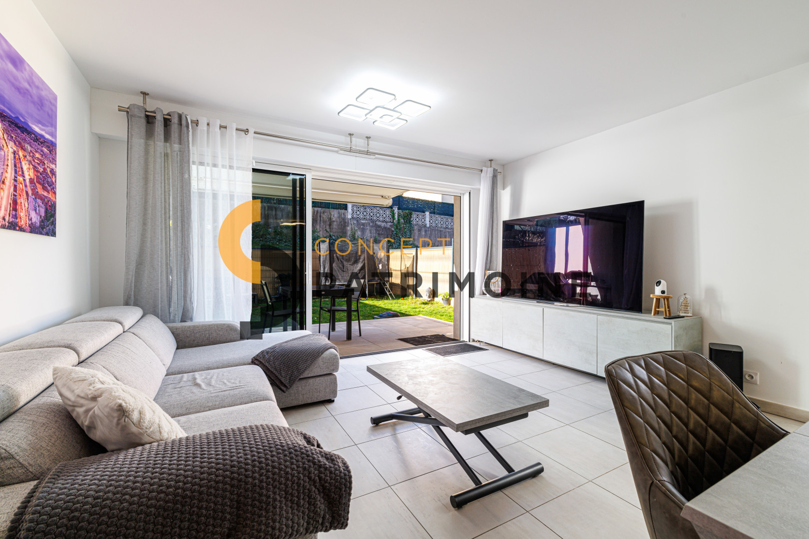 
                                                Vente
                                                 .