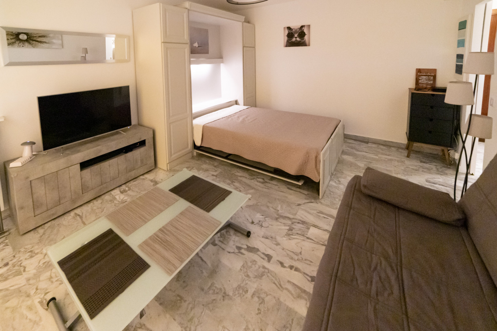 
                                                Vente
                                                 .