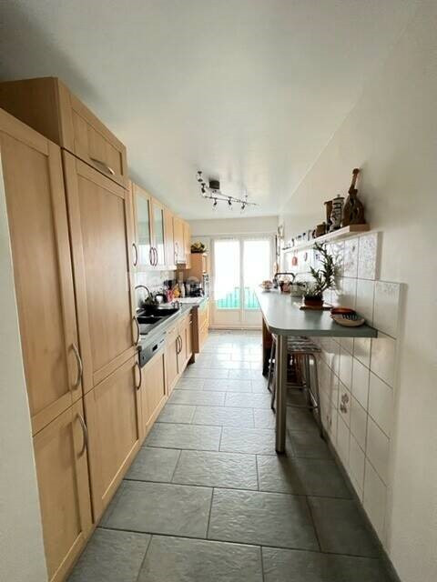 
                                                Viager
                                                 .