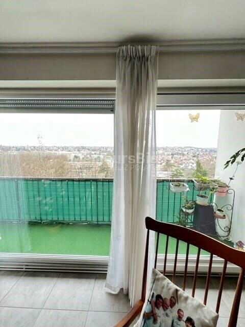 
                                                Viager
                                                 .