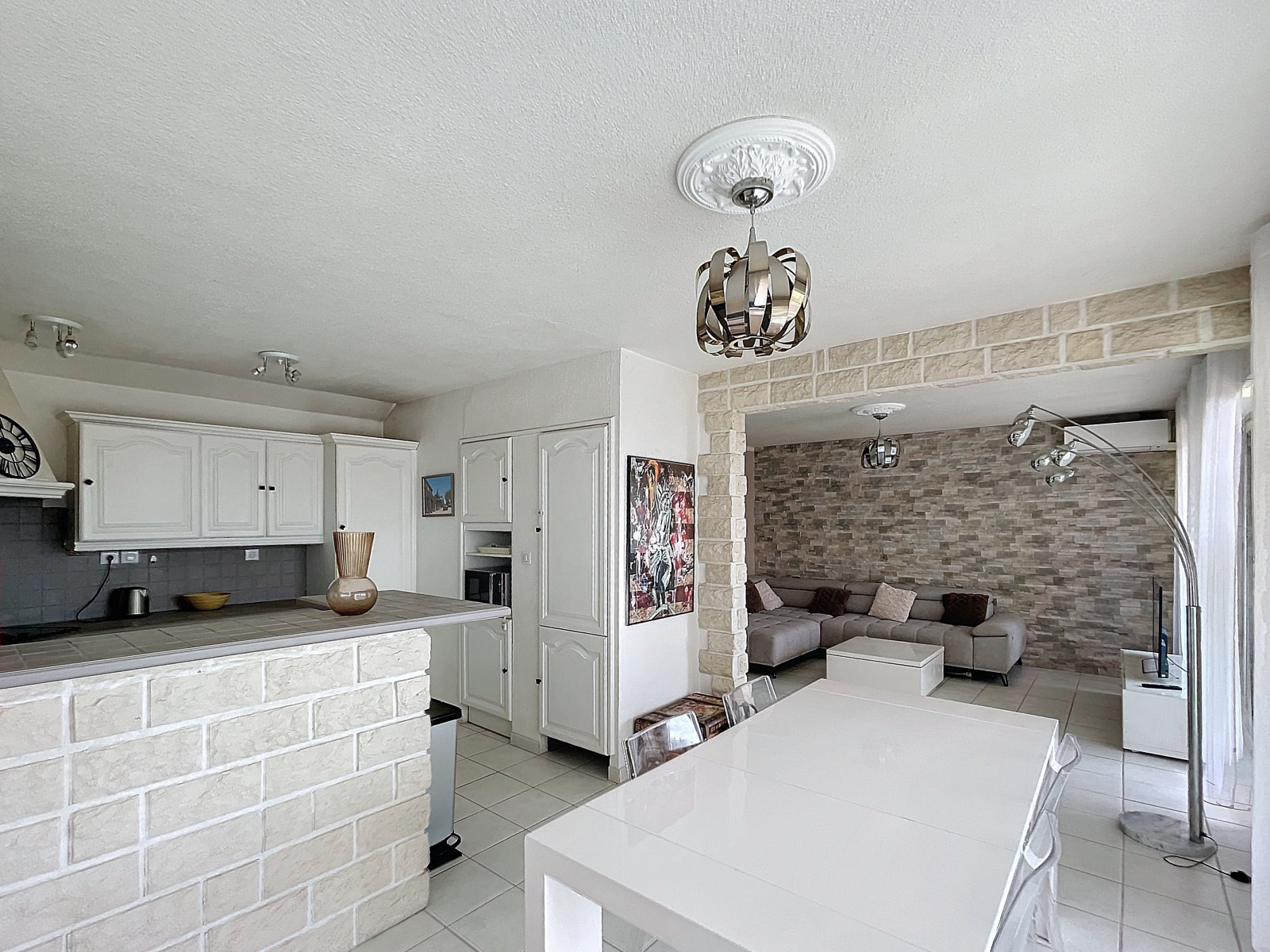 
                                                Vente
                                                 .