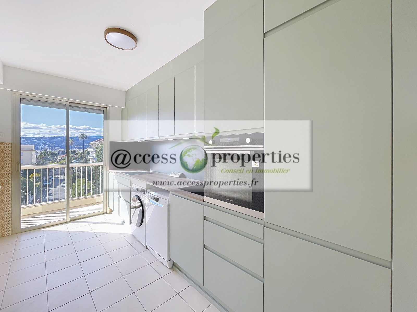 
                                                Vente
                                                 .