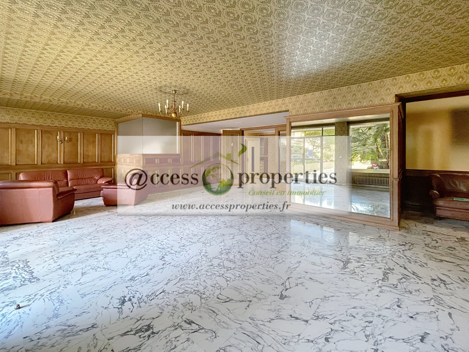 
                                                Vente
                                                 .