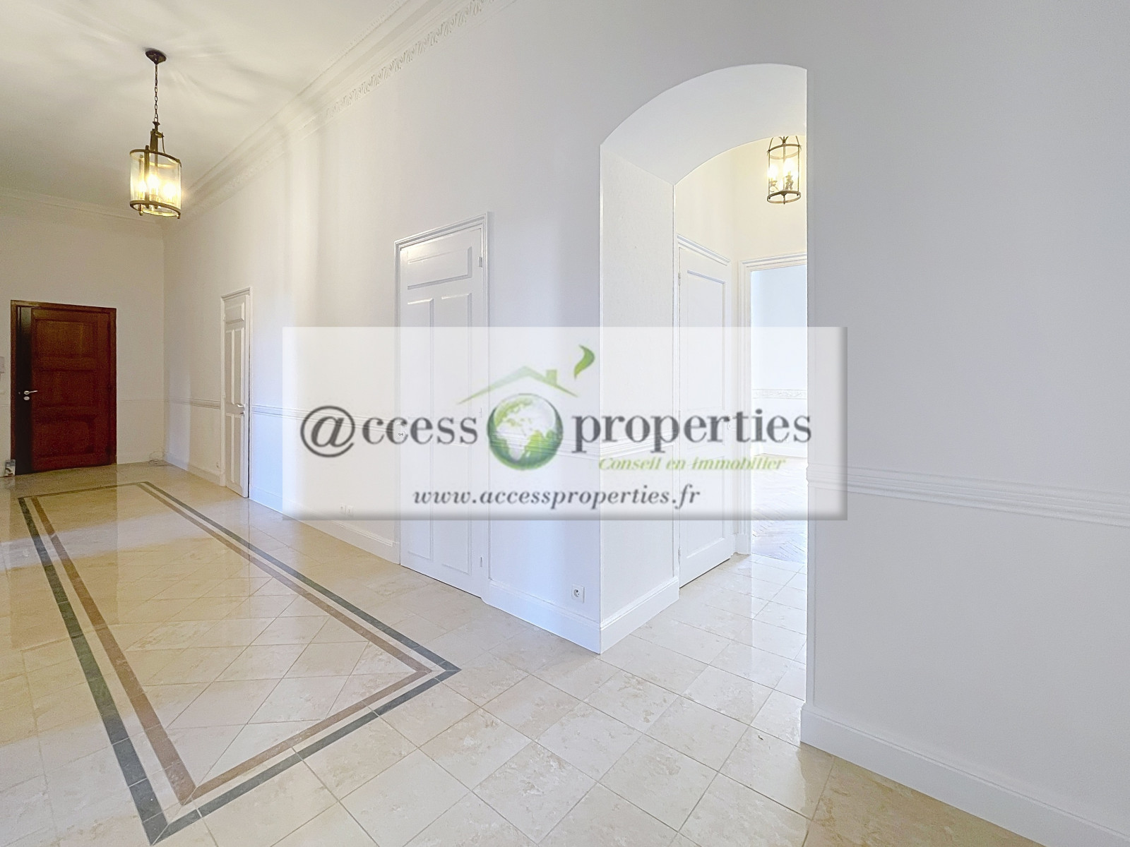 
                                                Vente
                                                 .