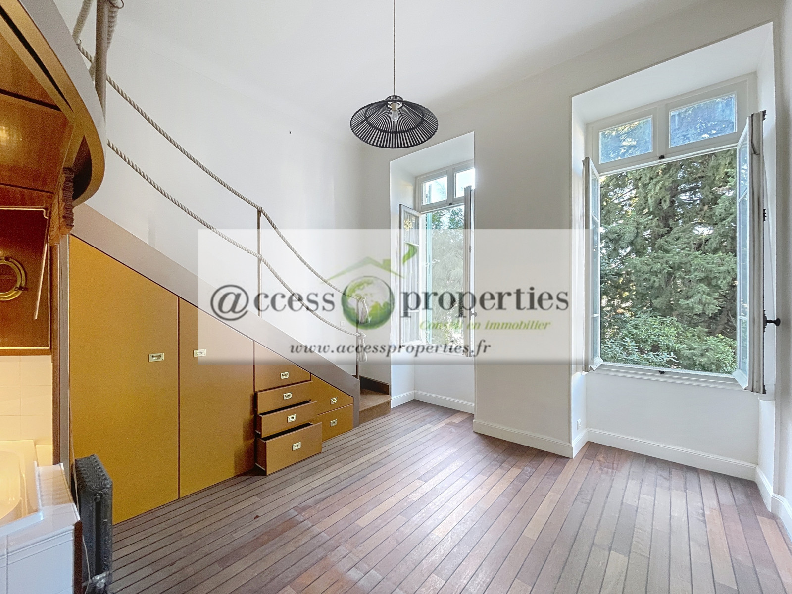 
                                                Vente
                                                 .