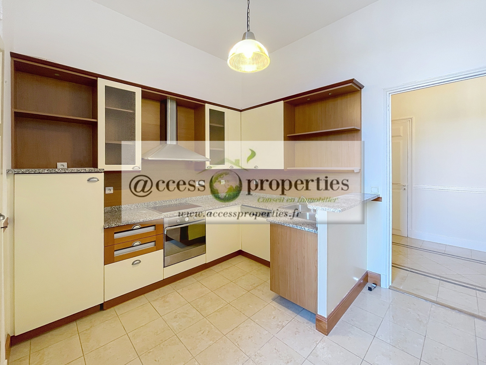 
                                                Vente
                                                 .