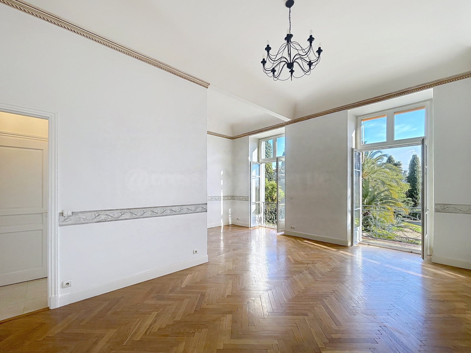 
                                                Vente
                                                 .