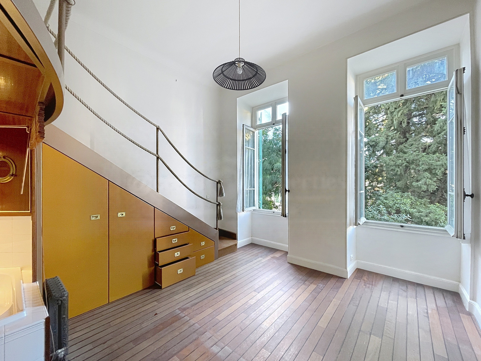 
                                                Vente
                                                 .