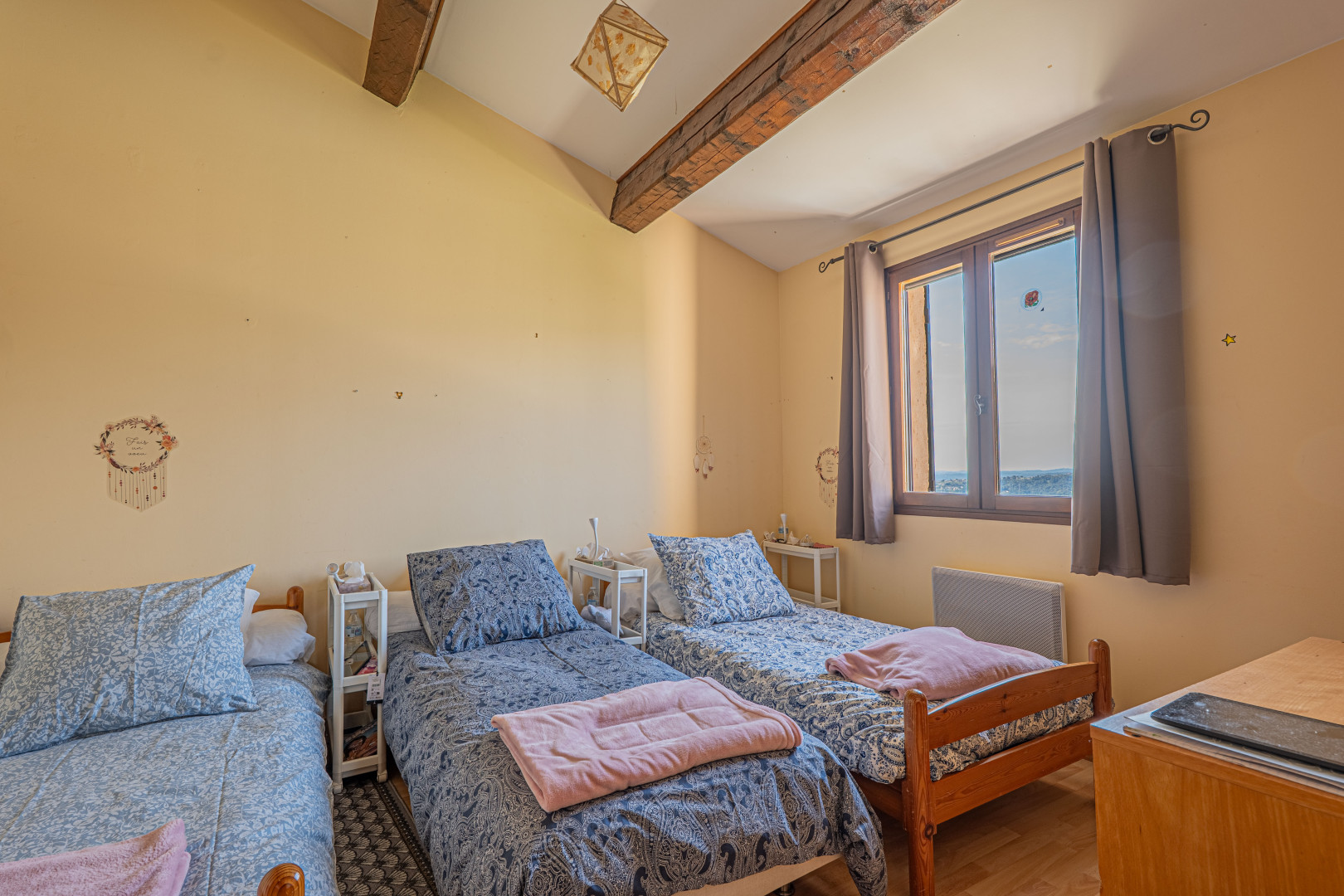 
                                                Vente
                                                 .