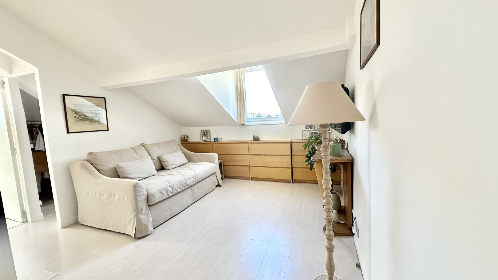 
                                                Vente
                                                 .