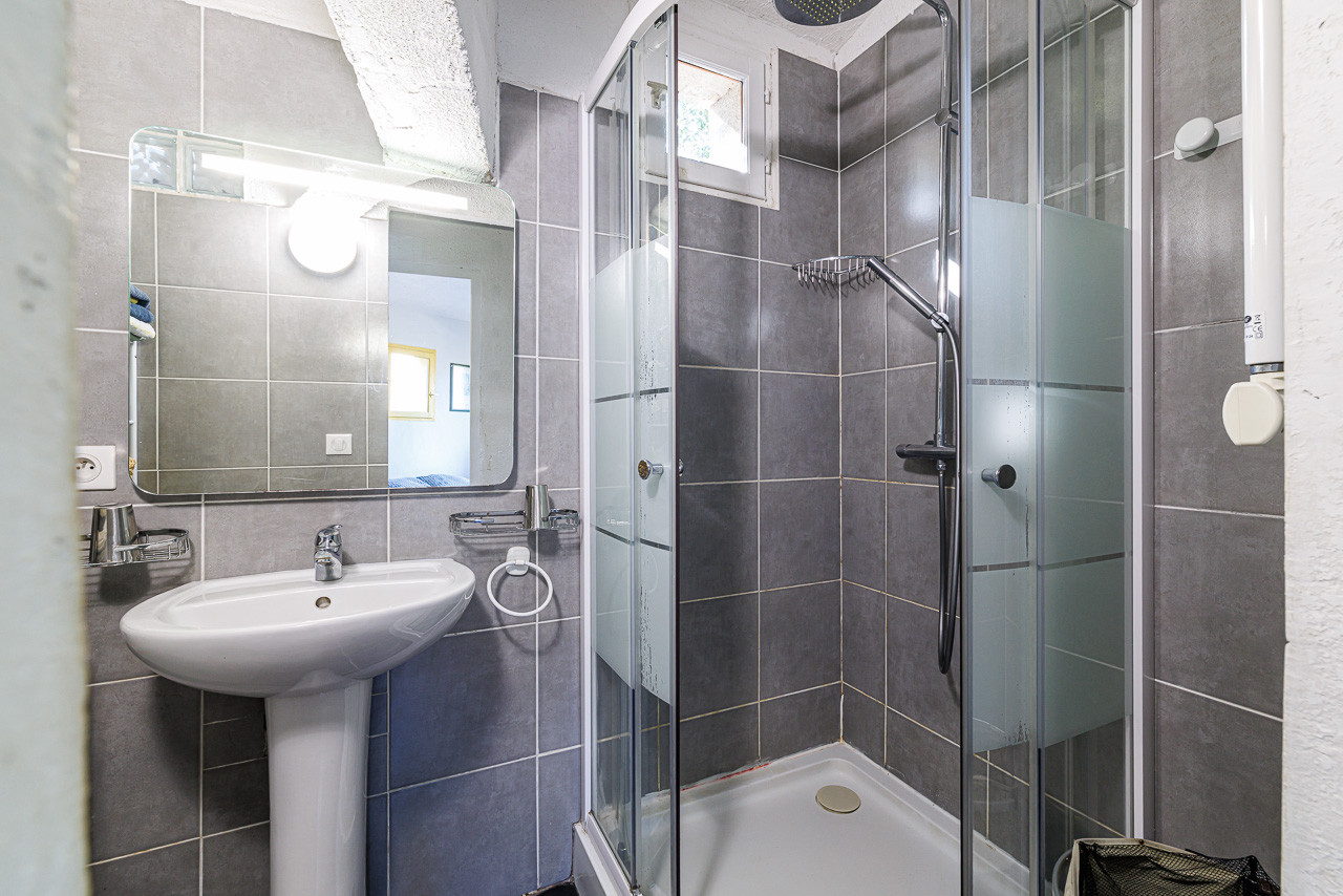 
                                                Vente
                                                 .