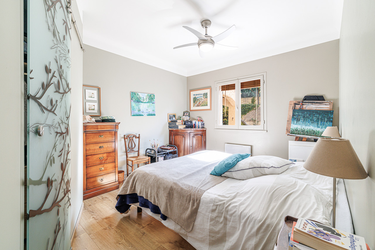 
                                                Vente
                                                 .