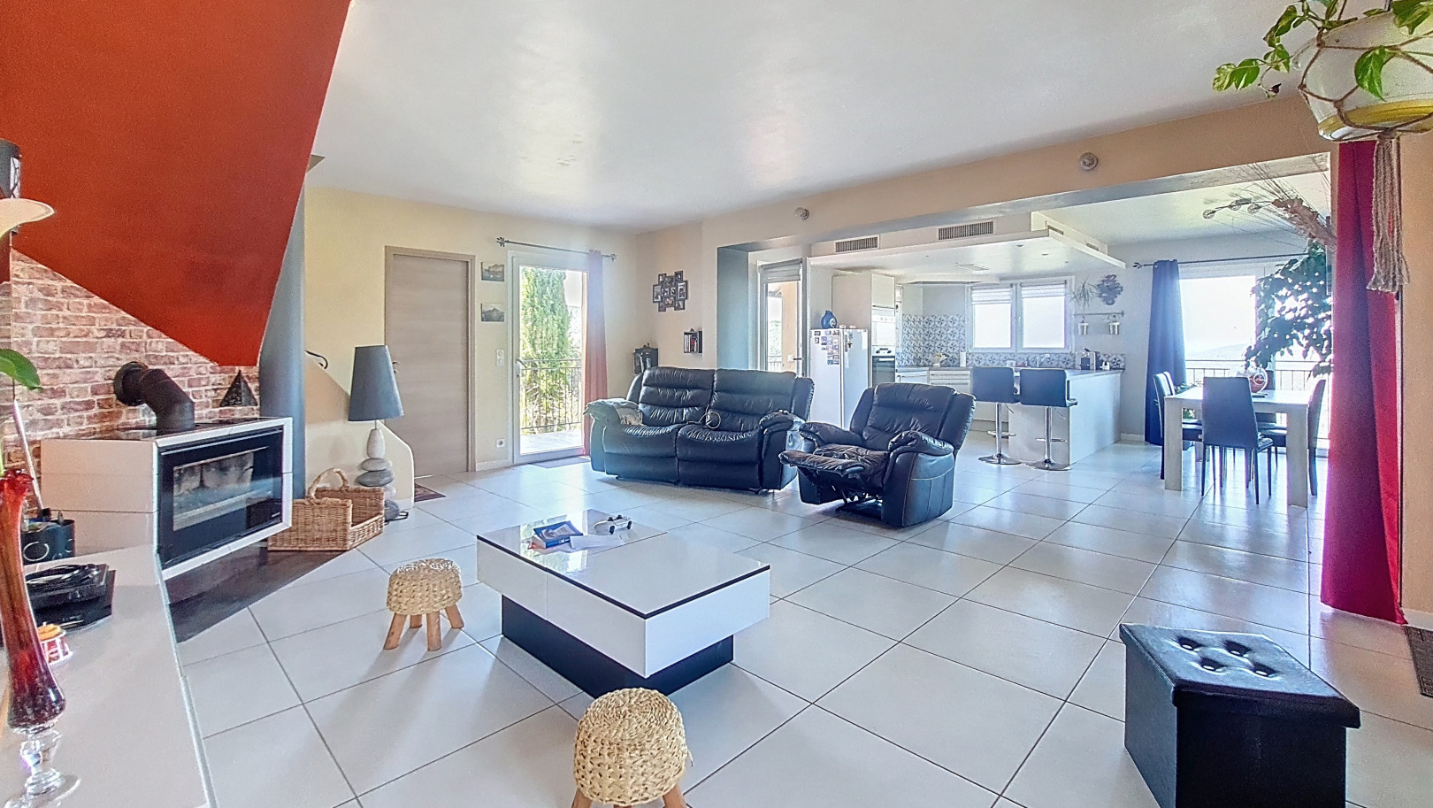 
                                                Vente
                                                 .