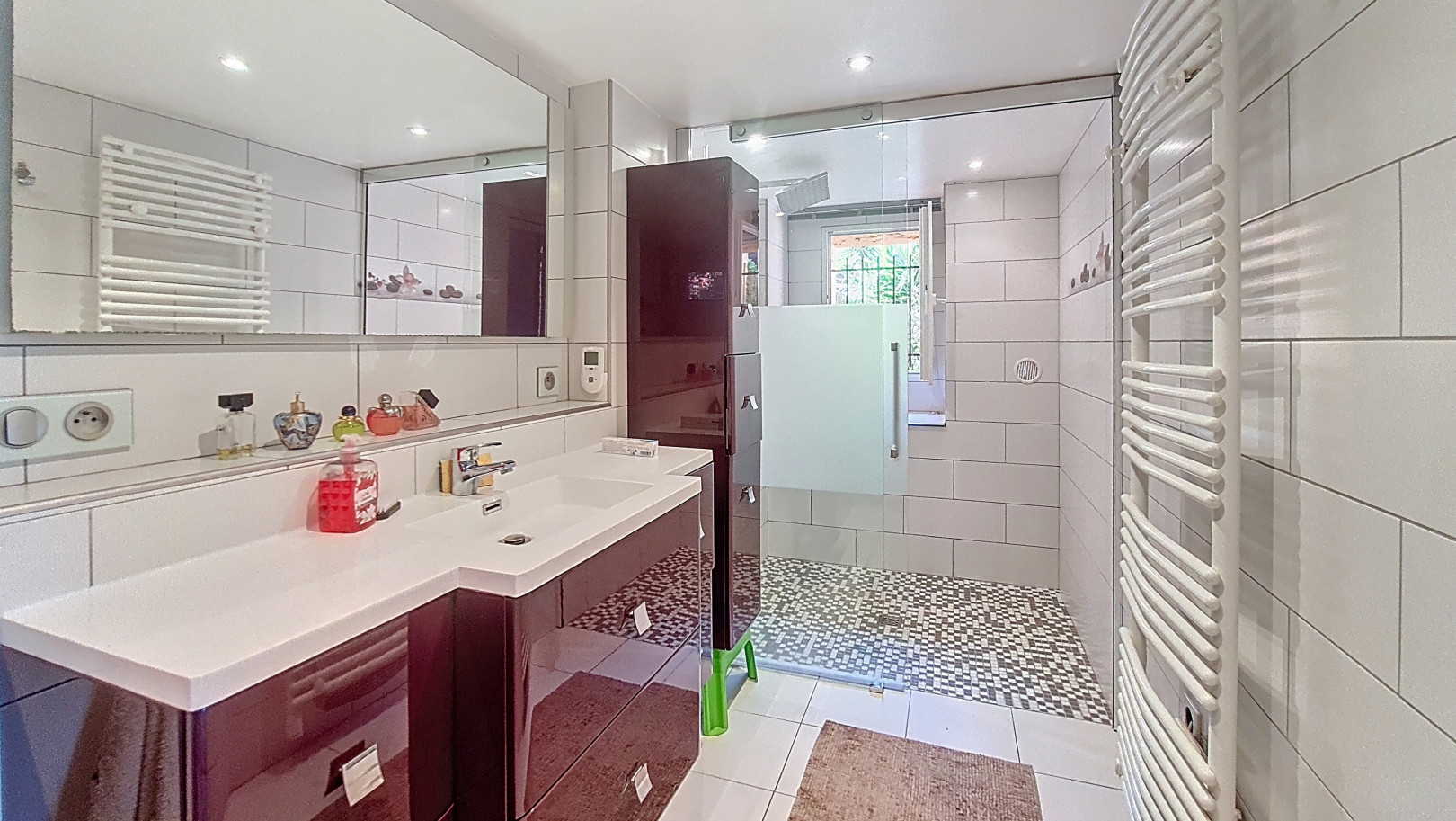 
                                                Vente
                                                 .