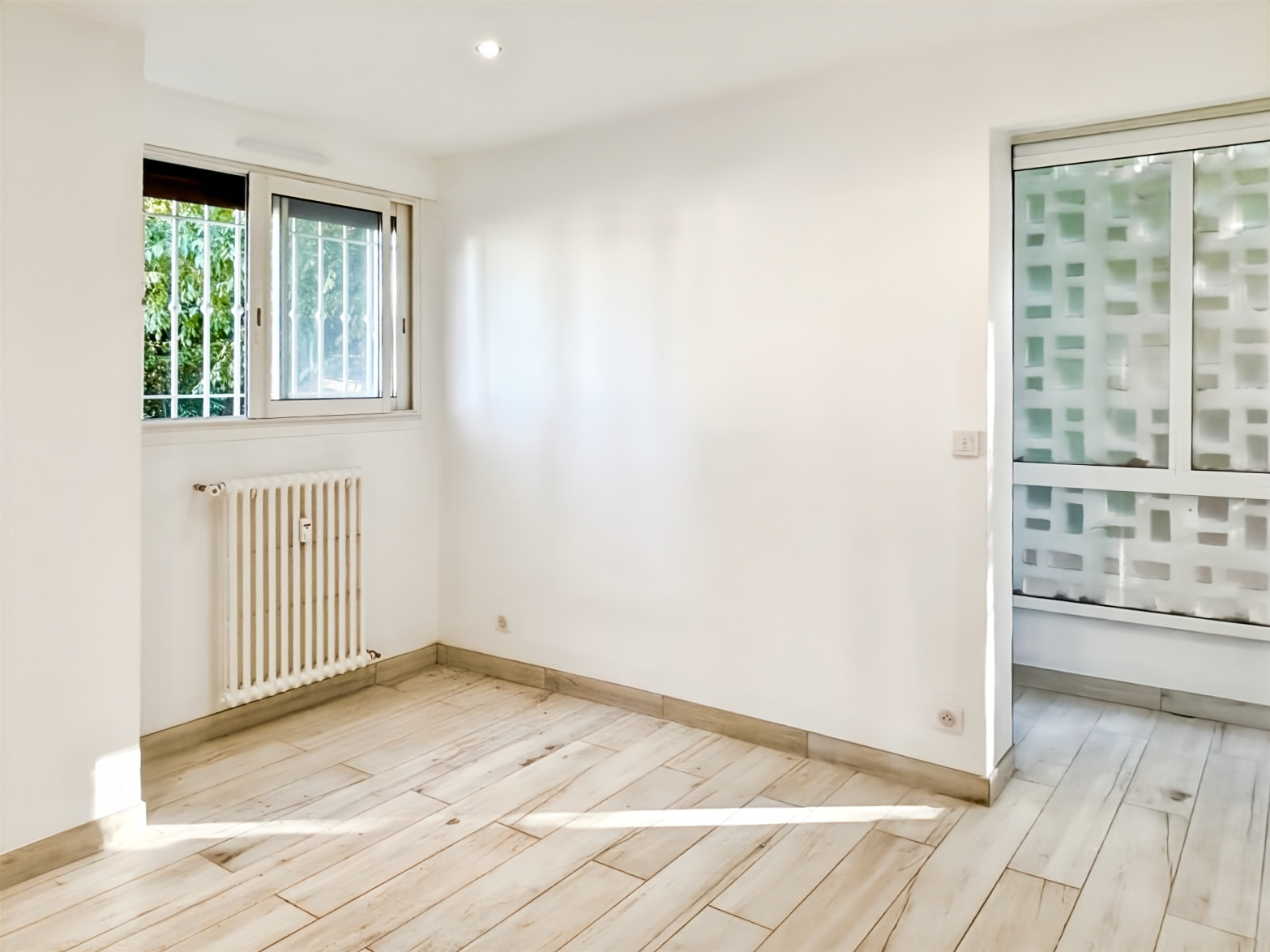 
                                                Vente
                                                 .