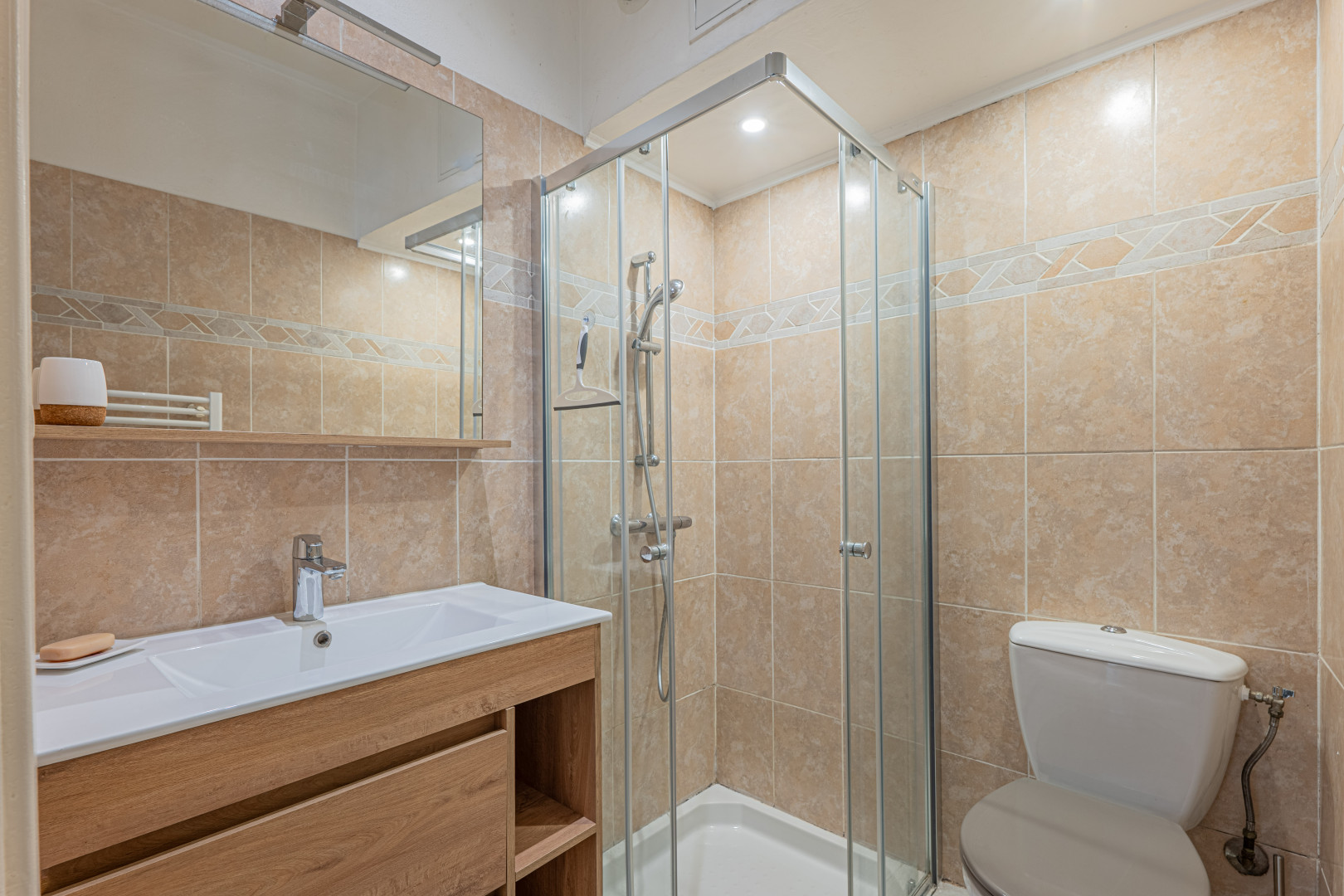 
                                                Vente
                                                 .