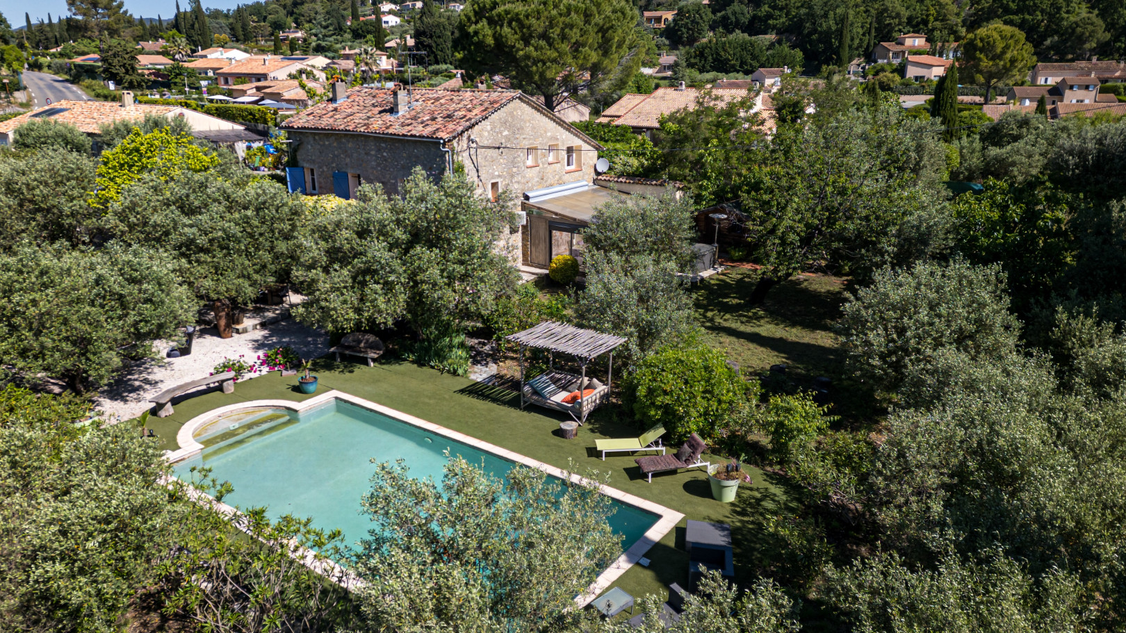 
                                                Vente
                                                 .