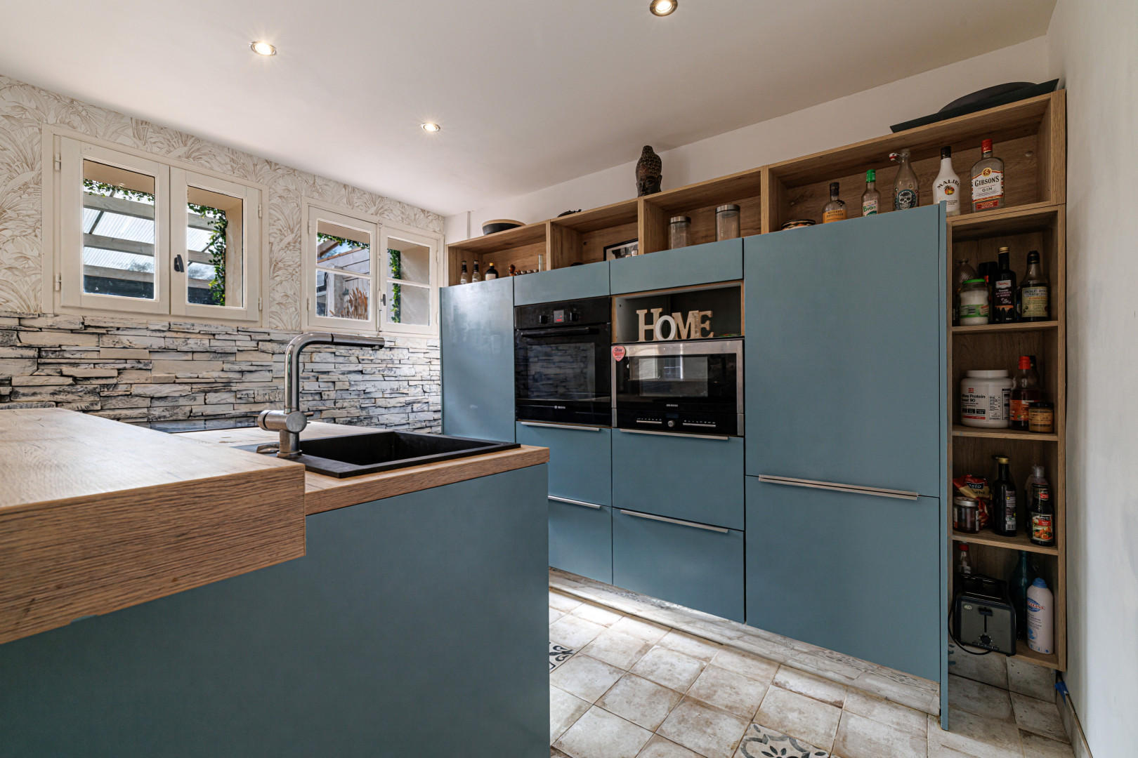 
                                                Vente
                                                 .