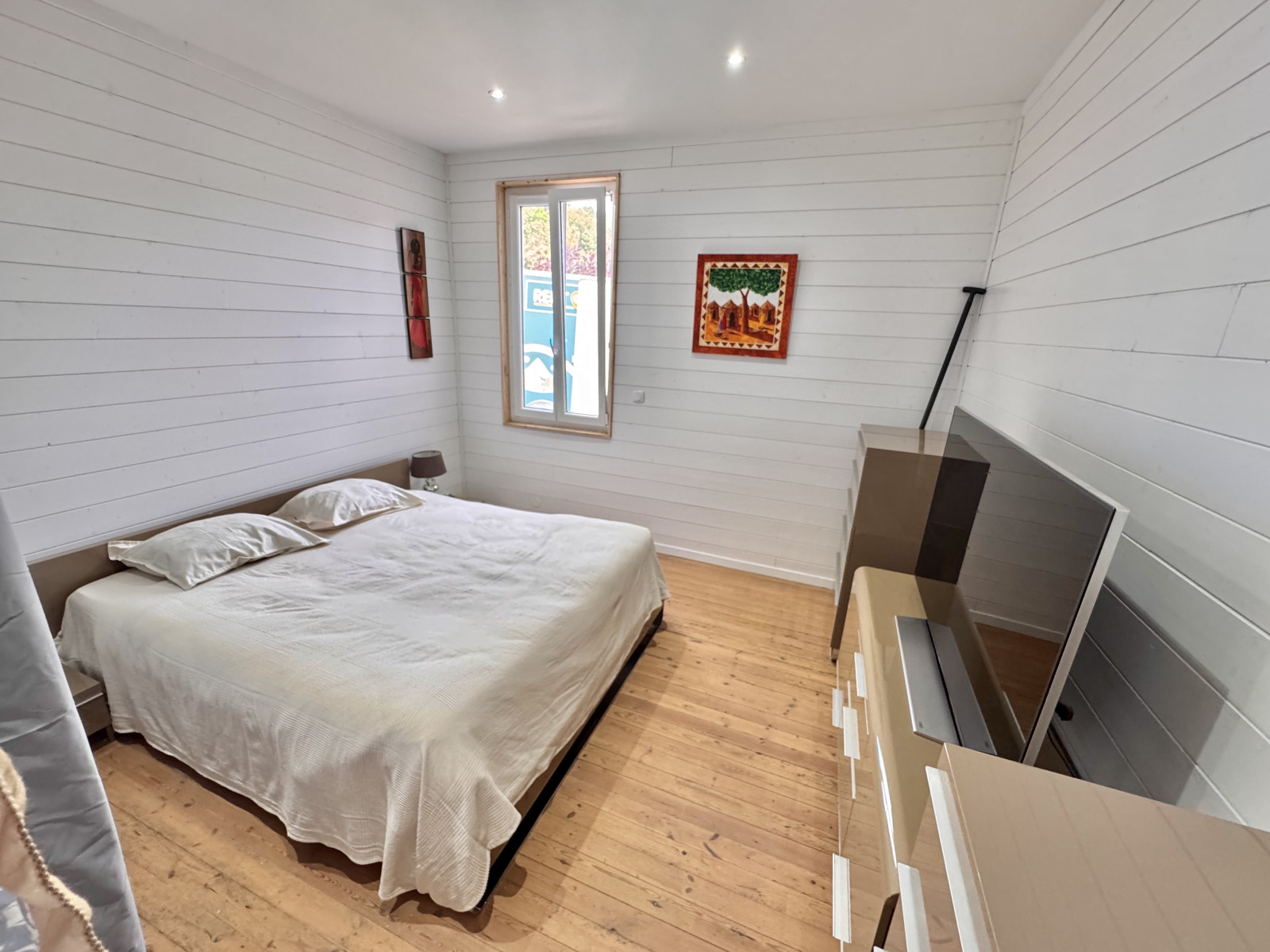 
                                                Vente
                                                 .