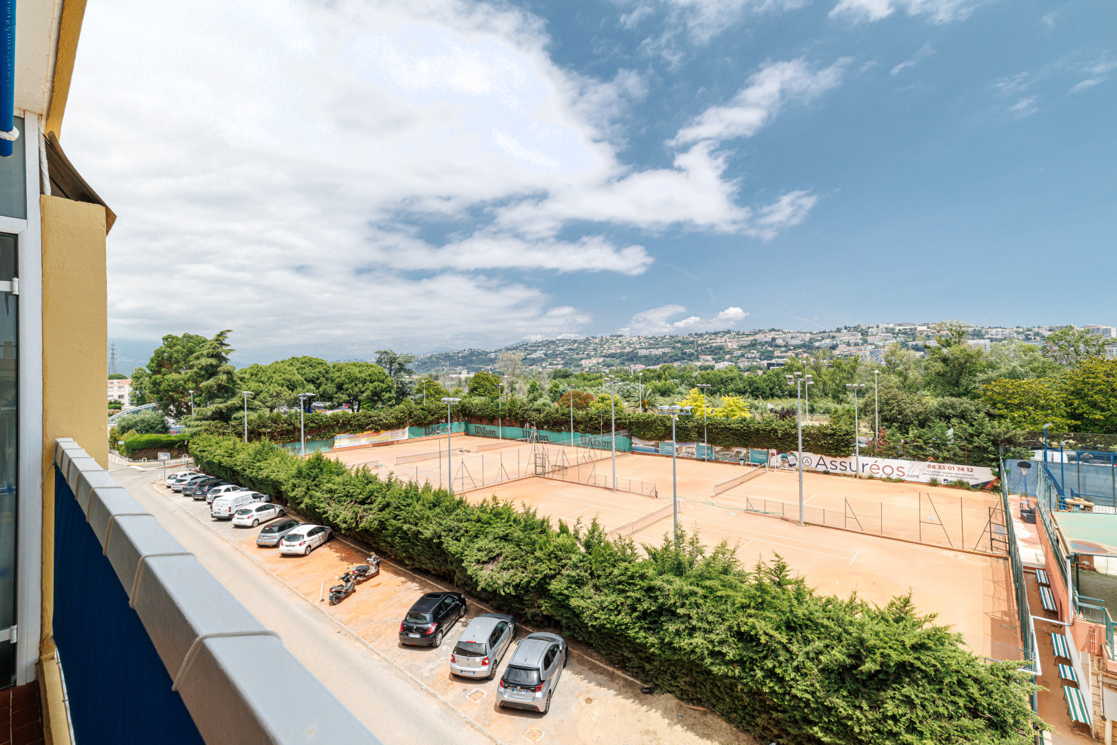 
                                                Vente
                                                 .