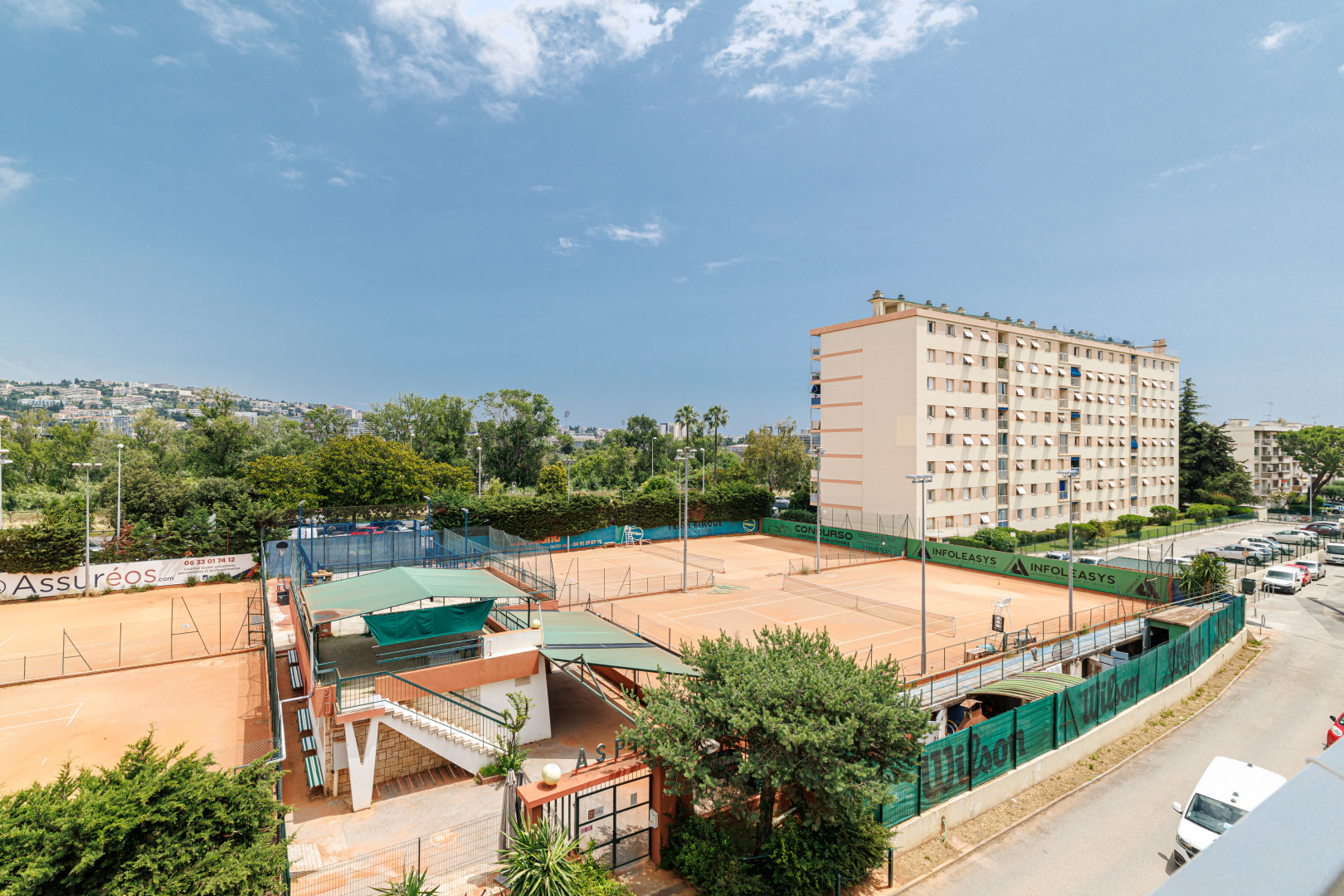 
                                                Vente
                                                 .