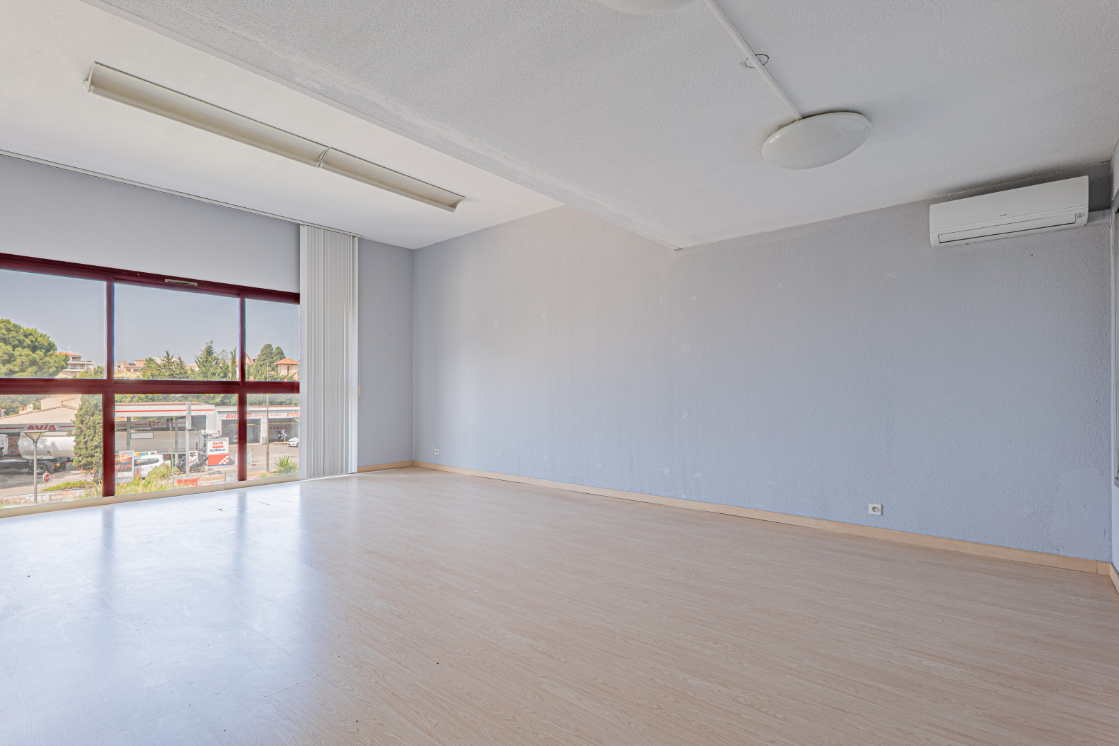 
                                                Vente
                                                 .