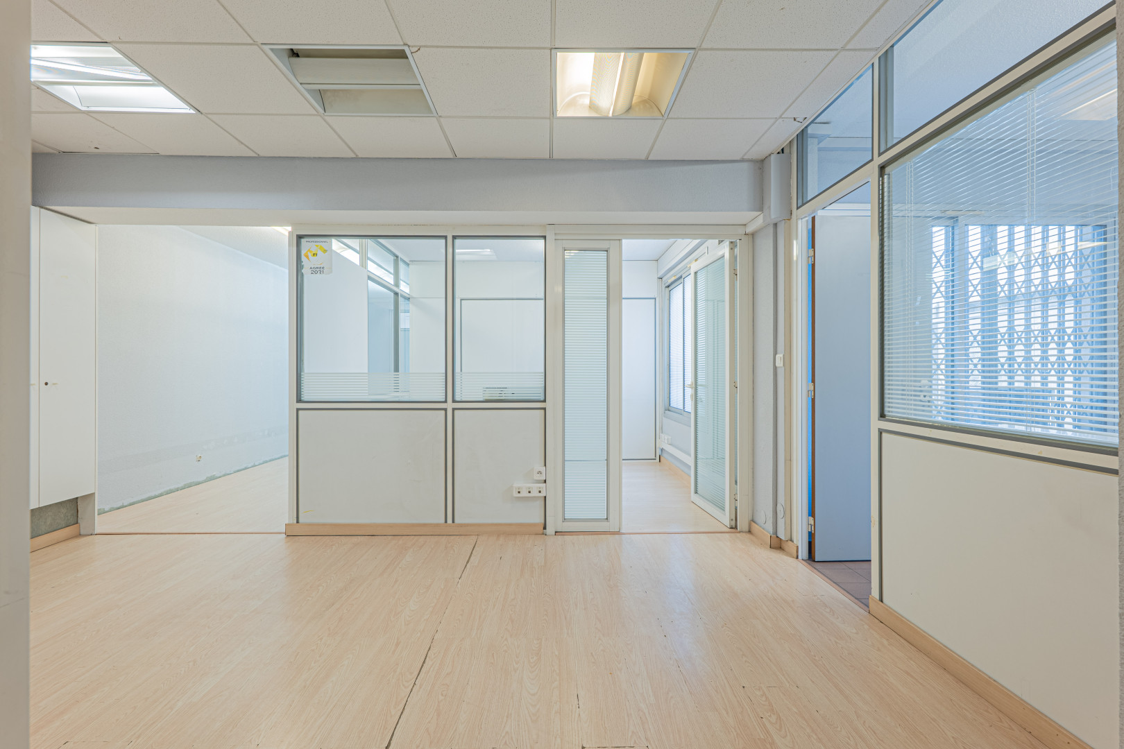 
                                                Vente
                                                 .