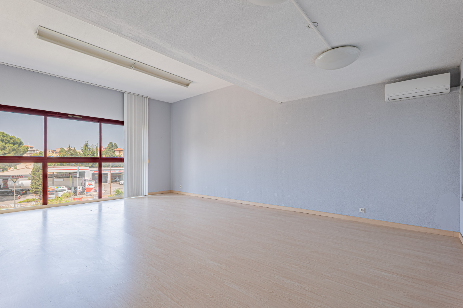 
                                                Vente
                                                 .