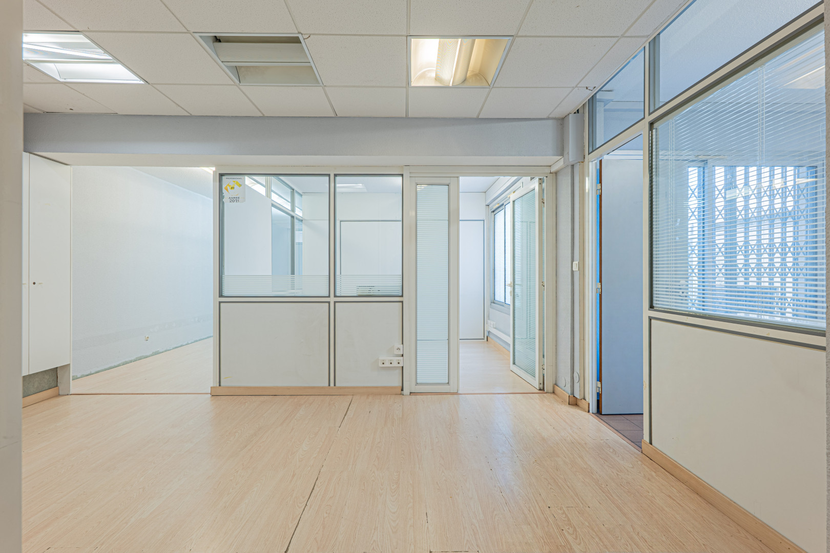 
                                                Vente
                                                 .