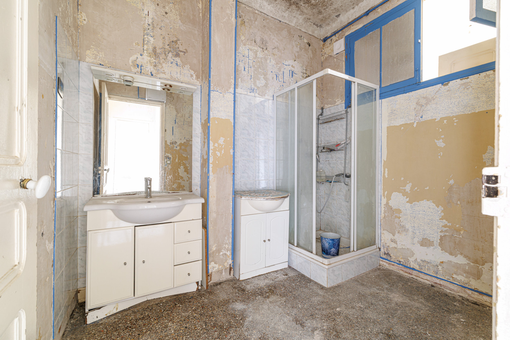 
                                                Vente
                                                 .