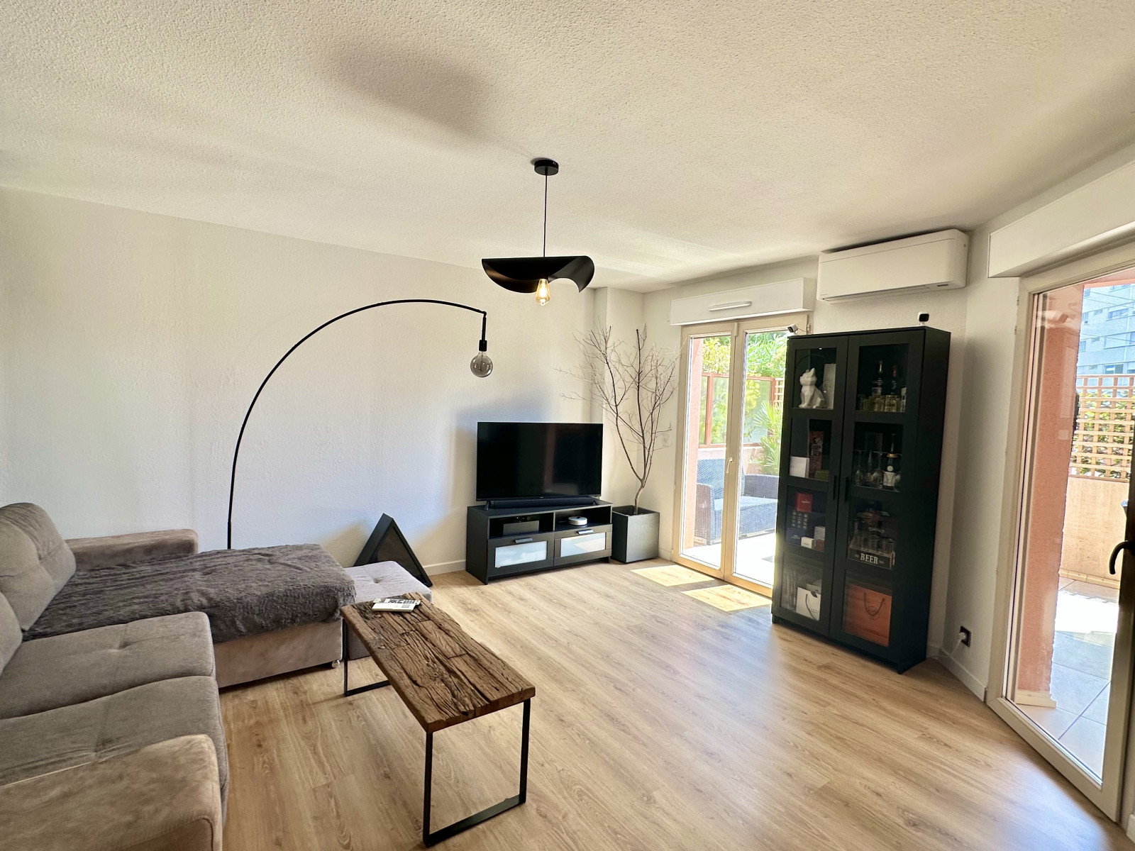 
                                                Vente
                                                 .