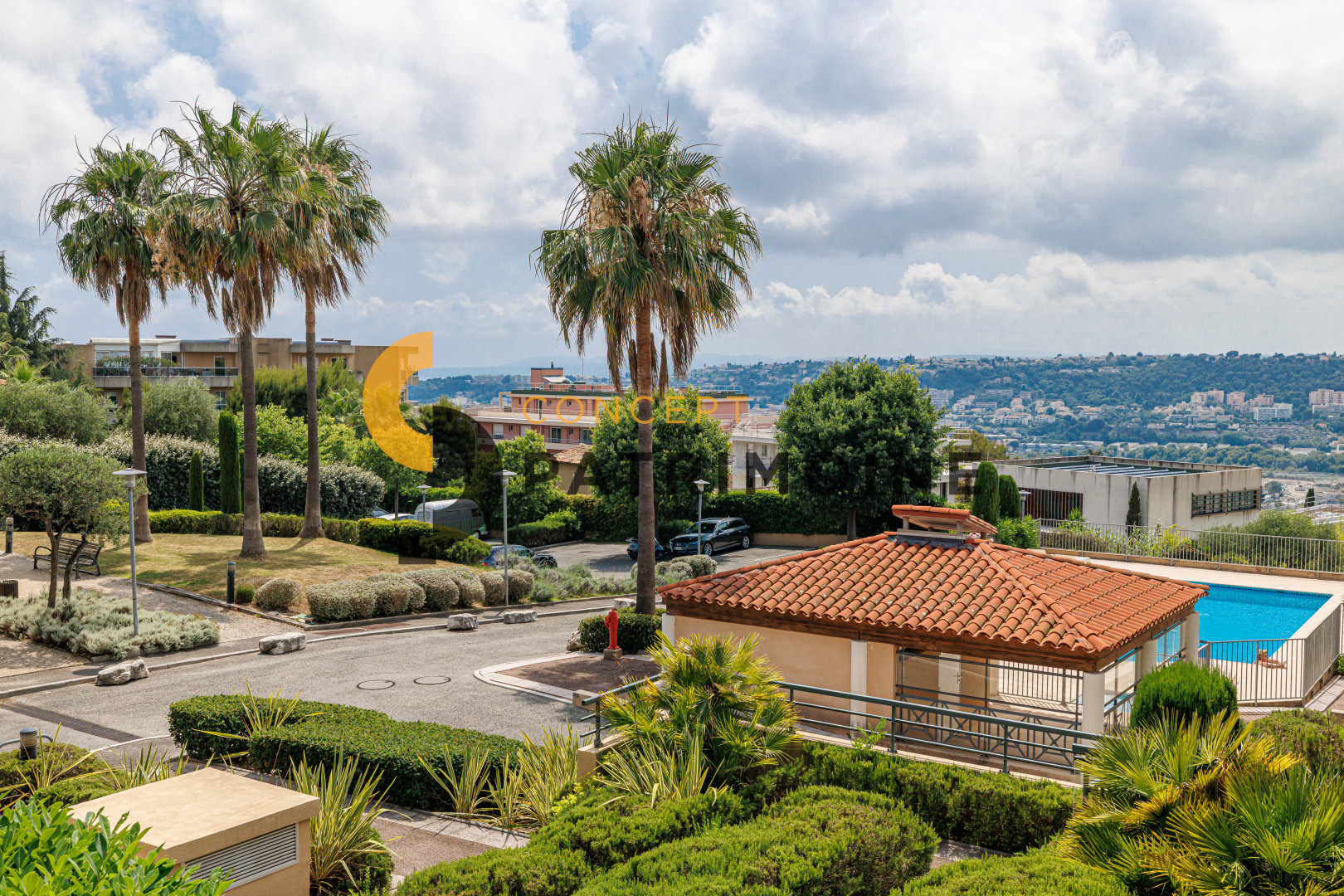 
                                                Vente
                                                 .