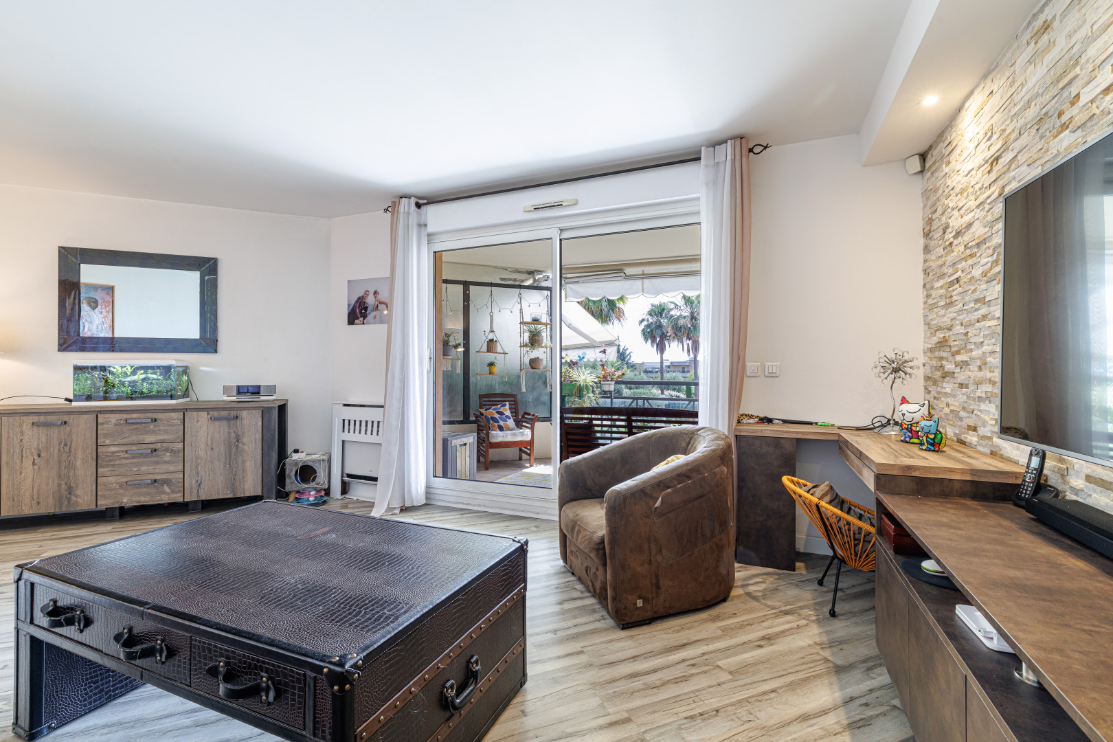 
                                                Vente
                                                 .