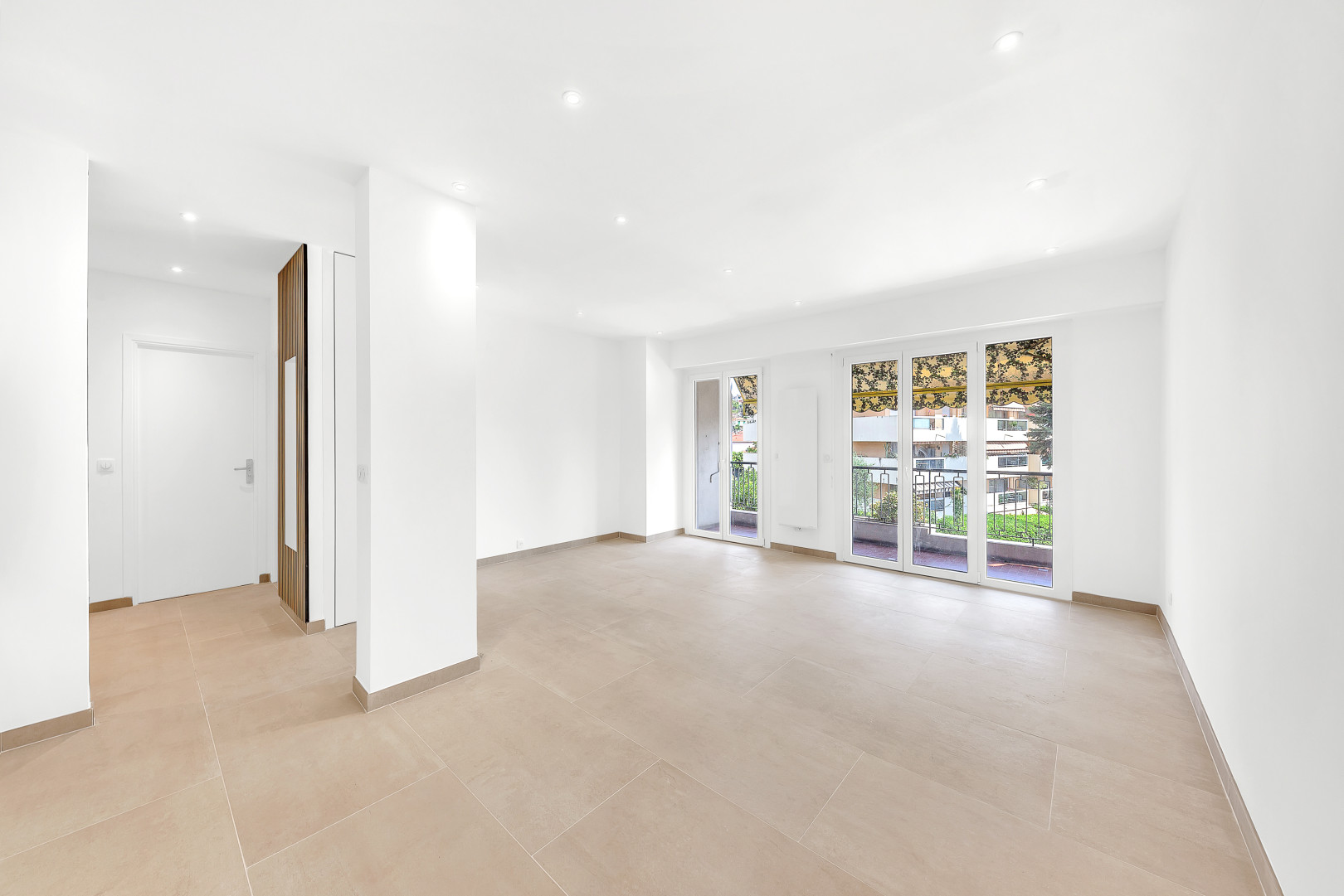 
                                                Vente
                                                 .