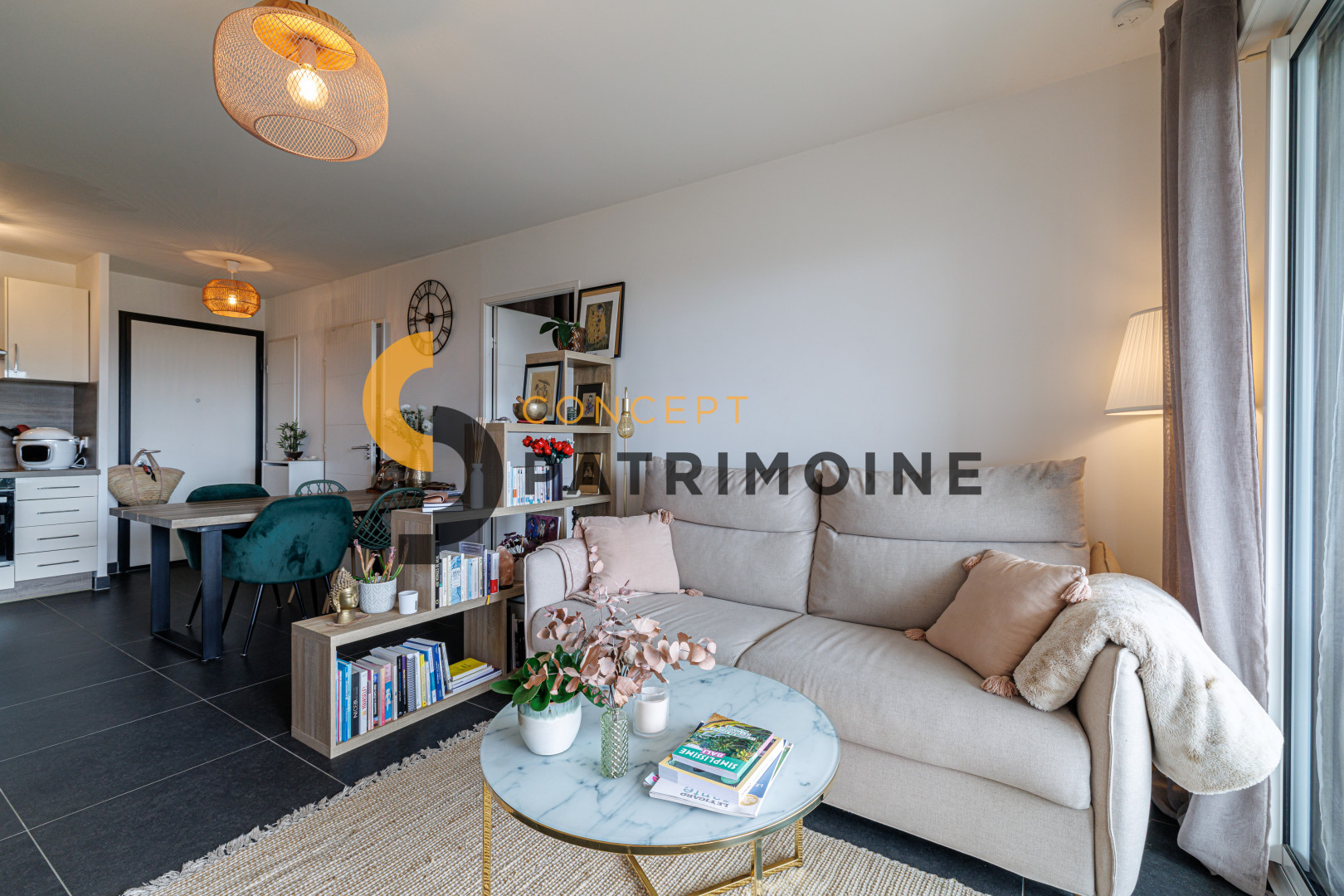 
                                                Vente
                                                 .