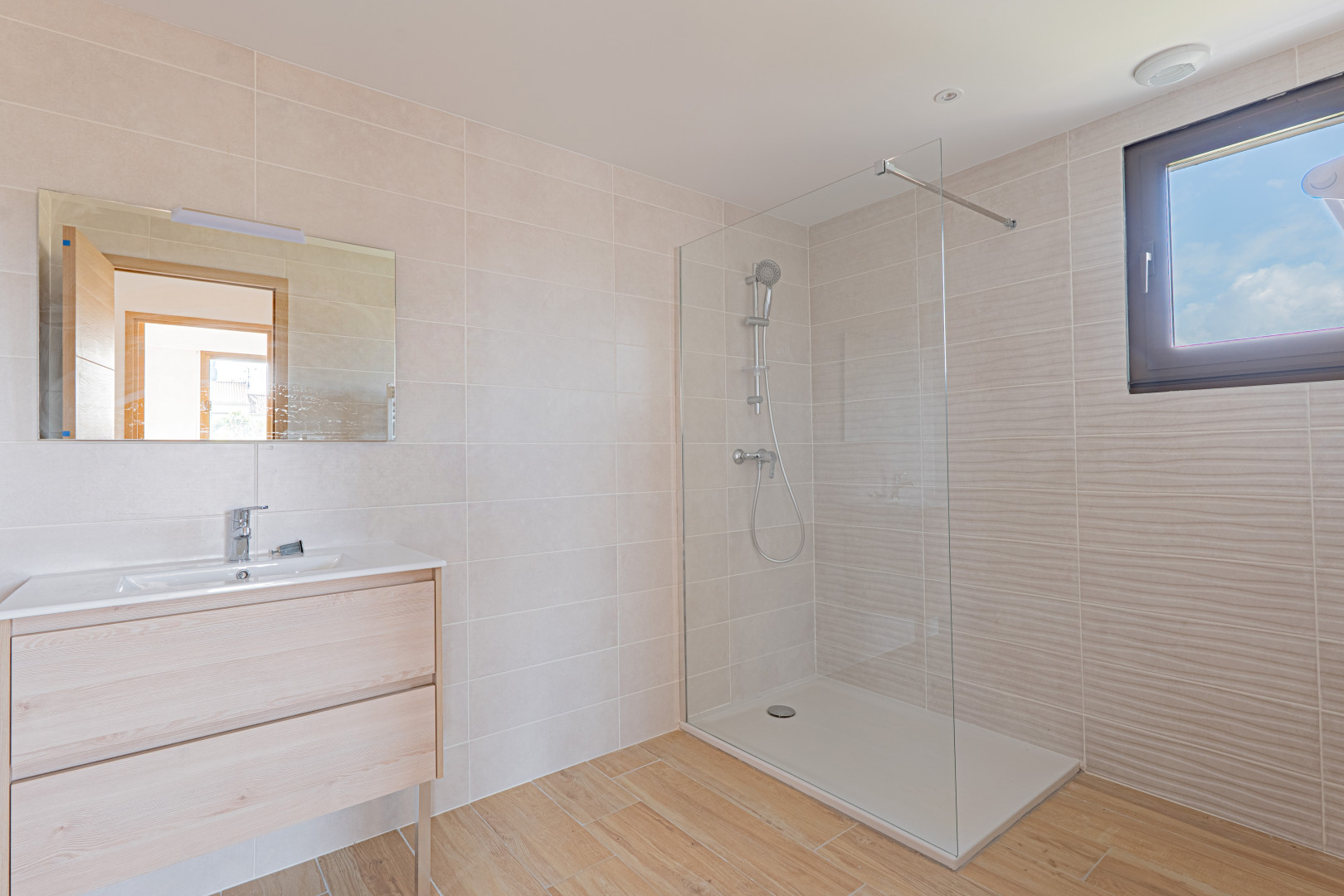 
                                                Vente
                                                 .