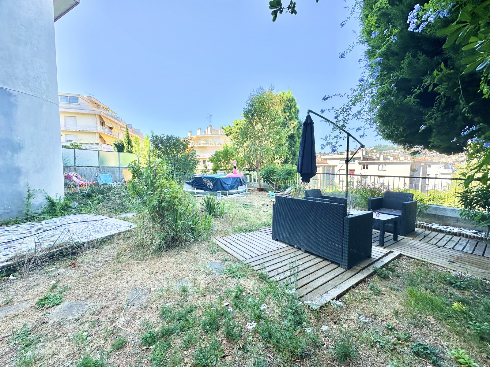 
                                                Vente
                                                 .